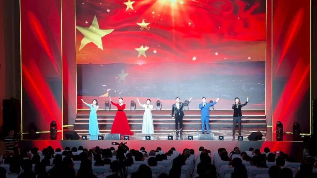 2025艺彩纷呈!宜昌夷陵歌舞团年度精彩回顾w36.jpg